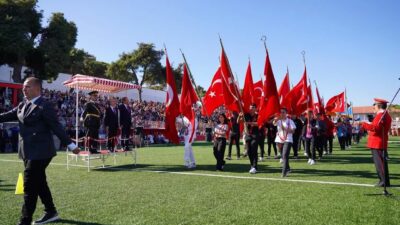 Ayvalık’ta Cumhuriyet Bayramı çeşitli etkinliklerle coşkuyla kutlandı.