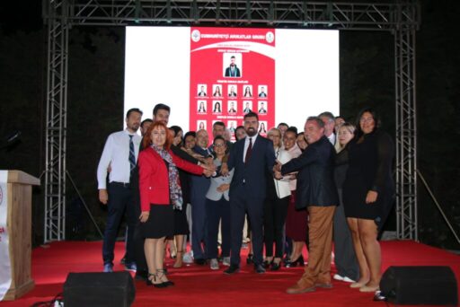 Cumhuriyet ve adalet değerleri üzerine inşa edilen İzmir Barosu Cumhuriyetçi