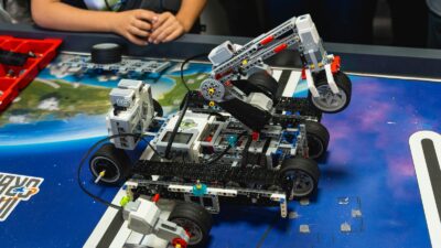 Balçovalı Belediyesi robotik kodlama öğrencileri arama-kurtarma
robotu yaptı