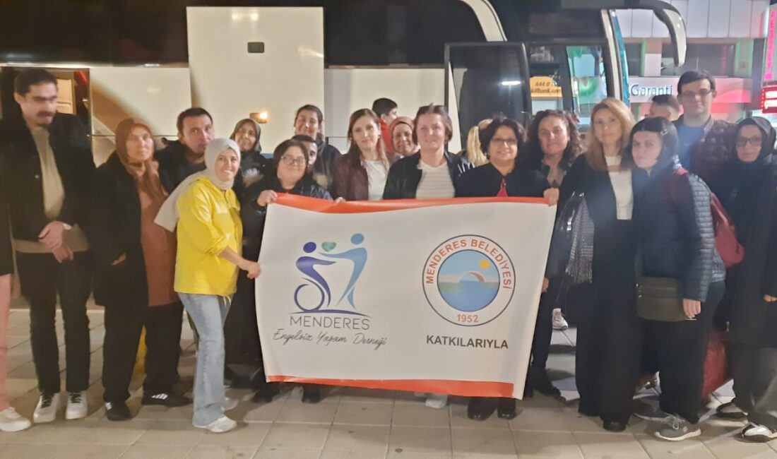 Cumhuriyetimizin 101. yılı dolayısıyla, Menderes Engelsiz Yaşam Derneği'nin düzenlediği ve