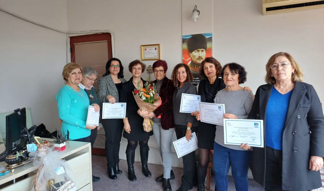 Toplumsal cinsiyet eşitliğini öncelik alarak kadın hakları konusunda birçok çalışmaya