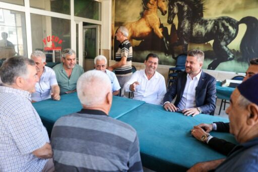 Buca Belediye Başkanı Görkem Duman, vatandaşların taleplerini doğrudan dinlemek ve