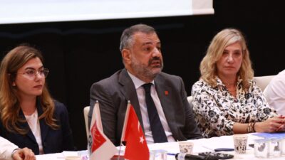 Cumhuriyet Halk Partisi İzmir İl Başkanlığı, kadın ve gençlik örgütleri
kongrelerinin