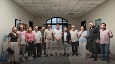 Salepçioğlu İş Hanı’nın ihalesiyle ilgili yaşanan süreçte, siyasi figürlerin esnafa