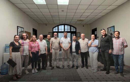 Salepçioğlu İş Hanı’nın ihalesiyle ilgili yaşanan süreçte, siyasi figürlerin esnafa