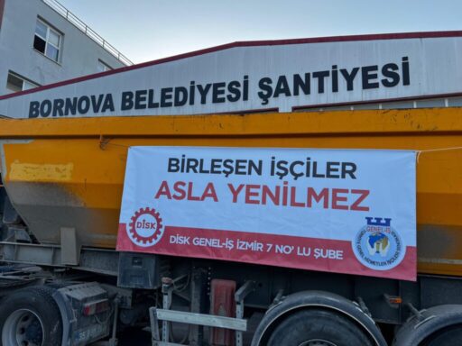 Bornova belediyesi Önce ki dönem belediye başkanı Mustafa İduğ'dan devir