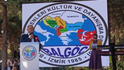 Yeni Türkiye Tv'de Aydan Yalçın'ın sorularını yanıtlayan Balkan Göçmenleri Derneği