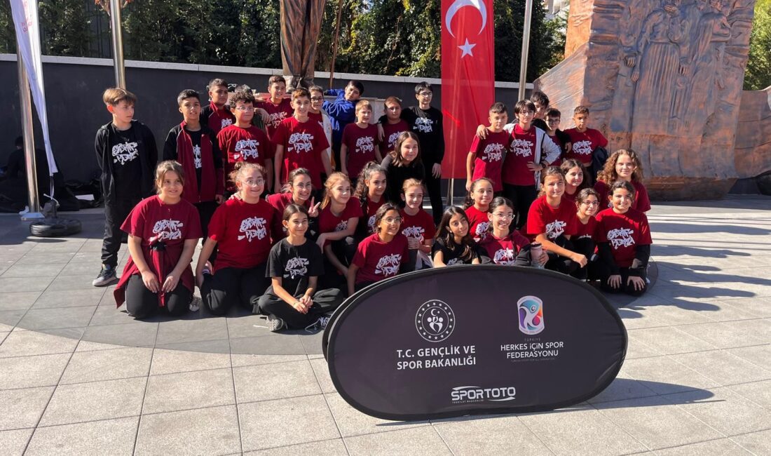 29 Ekim Cumhuriyet Bayramı etkinlikleri kapsamında, İzmir Karabağlar Gençlik spor