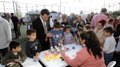 Bayraklı Belediyesinin düzenlediği Mahalle Şenliği, Cengizhan Mahallesi Ekrem Akurgal Parkı’nda