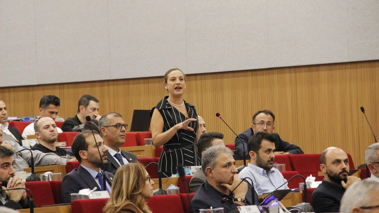 CHP Selçuk Belediye Başkanı Filiz Ceritoğlu Sengel, SGK borçlarından isyan