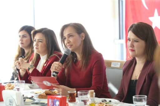 Karşıyaka Belediyesi, 25 Kasım Kadına Yönelik Şiddete Karşı Uluslararası Mücadele