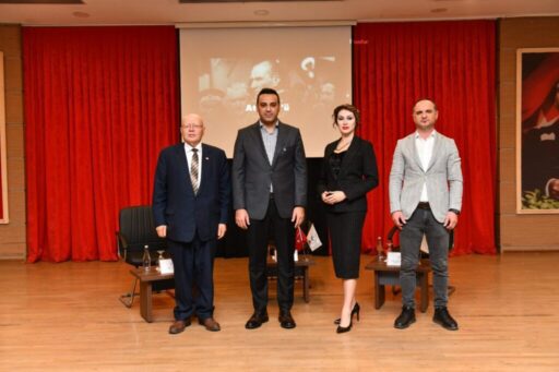 Çiğli Belediyesi, Cumhuriyetimizin kurucusu Ulu Önder Mustafa Kemal Atatürk’ün aramızdan