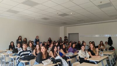 İZMİR(Ege Ajans)- Ege Üniversitesi Sağlık Bilimleri Fakültesi, üniversitenin öğrenci odaklılık ilkesi
