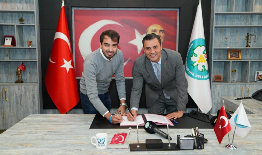 Manisa Büyükşehir Belediyesi ile Pcıfıc Espor takımı arasında işbirliği protokolü