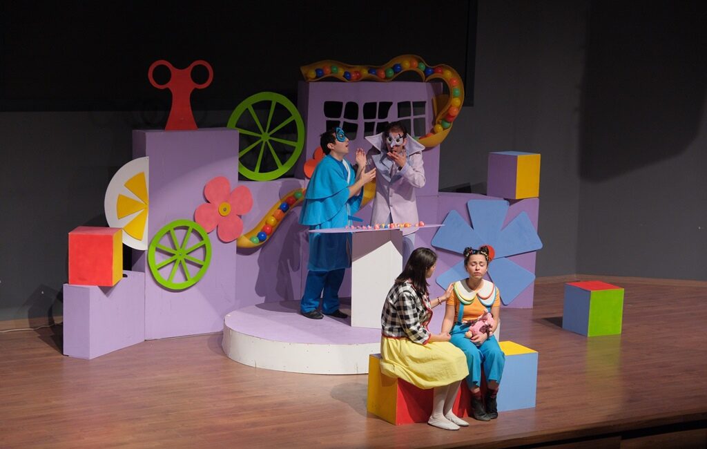 20 Kasım Dünya Çocuk Hakları Günü kapsamında Dikili Belediyesi bünyesinde