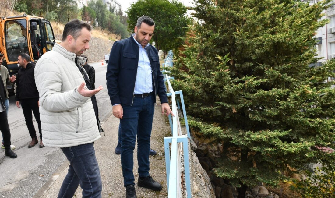 Çiğli’de Heyelan Bölgesine Hızlı Müdahale Atatürk Mahallesi’nde meydana gelen heyelan sonrası İzmir Büyükşehir Belediyesi ve