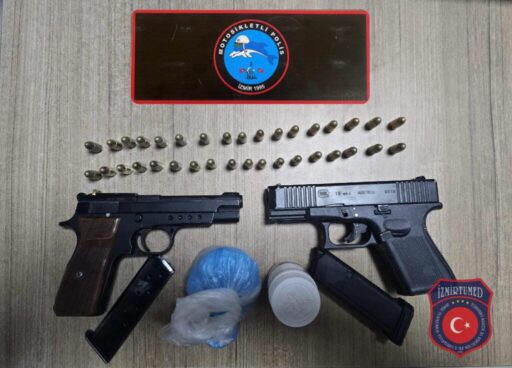 İzmir'de Asayiş şube müdürlüğü ekipleri gece gündüz durmuyor. Suç Makinaları