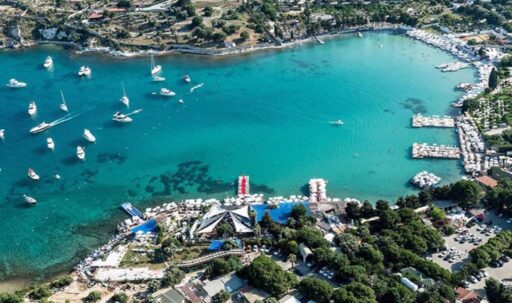 Çeşme Aya Yorgi Koyu manzaralı 400 bin metrekarelik alan villa