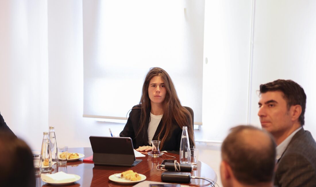 Çeşme Belediye Başkanı Lal Denizli, İzmir Su ve Kanalizasyon İdaresi