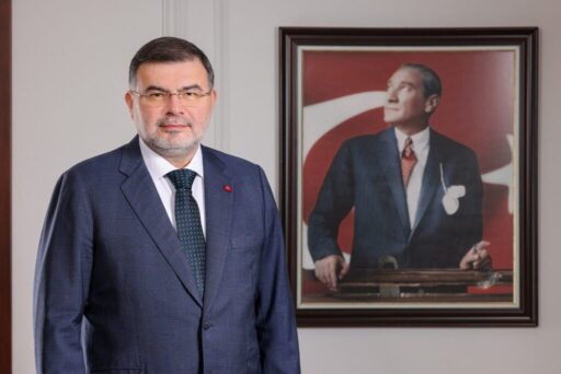 AK Parti İzmir İl Başkanı Bilal Saygılı, Özgür Özel'in 