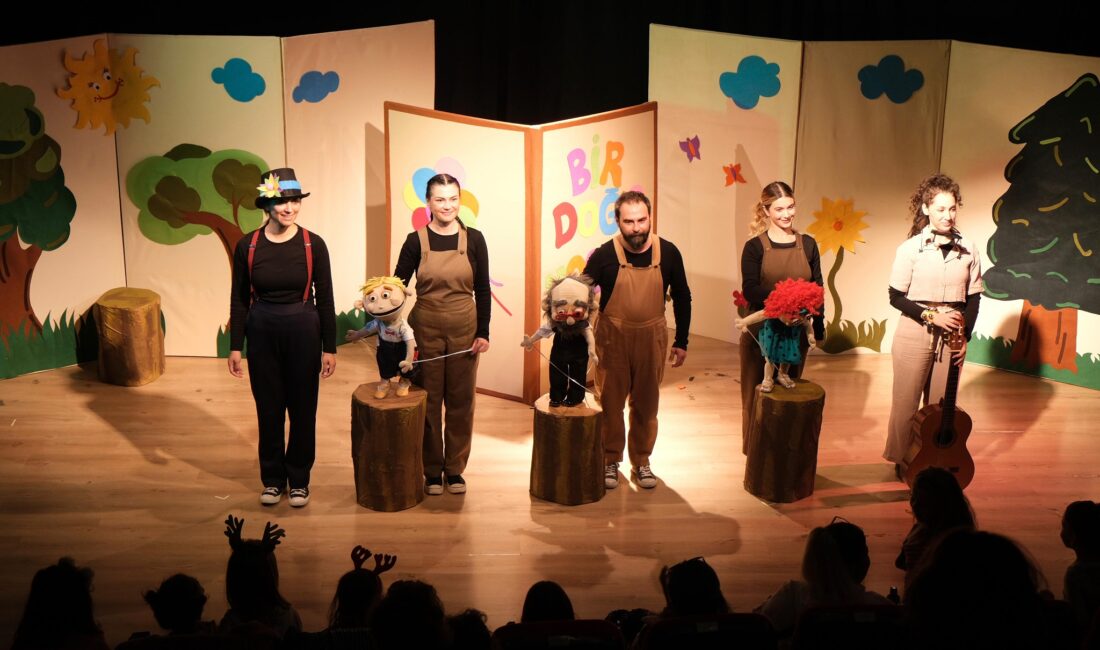 Bihter Gülgeç'in yazdığı, Emre Saka'nın yönettiği Erkan Cılak'ın Genel sanat
Yönetmenliğinde