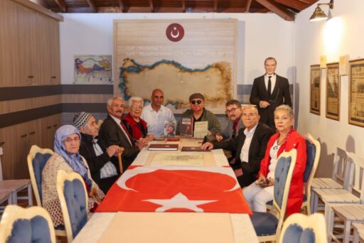 Buca Belediye Başkanı Görkem Duman, Buca Sosyal Yaşam Kampüsü’nde tanışıp