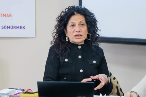 Buca Belediyesi, şiddetin temel nedeni olan toplumsal cinsiyet eşitsizliği ile