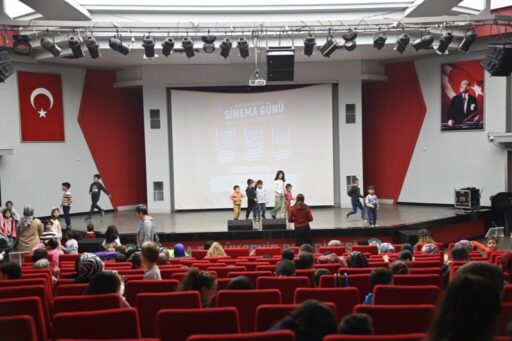 Manisa Büyükşehir Belediyesi tarafından 14 Kasım Dünya Sinema Günü kapsamında