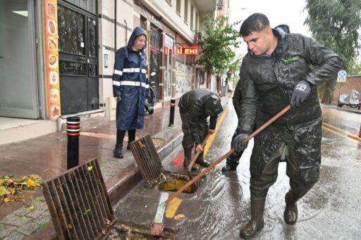 Meteoroloji Genel Müdürlüğü tarafından yapılan gök gürültülü sağanak yağış uyarısının
