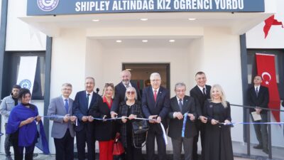 Ege Üniversitesi Çeşme Turizm Fakültesi kampüsünde, hayırsever Shipley-Altındağ ailesi tarafından