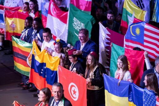 90 ülkeden 3 bin 500 çocuk ve genci İzmir’de biraraya