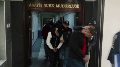 Emniyet güçleri, sosyal medya üzerinden erkekleri dolandıran 8 kişilik çeteyi,