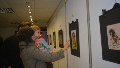 Ege Üniversitesi (EÜ) Etnografya Müzesi’nde karikatürist Murteza Albayrak’ın “Zamane Çizgiler”