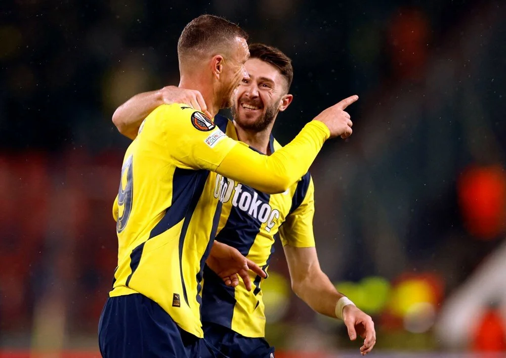 UEFA Avrupa Ligi'nin 5. haftasında Slavia Prag ile deplasmanda karşı