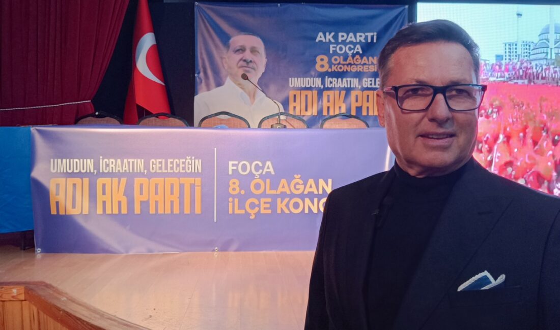 Adalet ve Kalkınma Partisi (Ak Parti) 8.Foça İlçe Kongresi  yapıldı. Başkanlığa