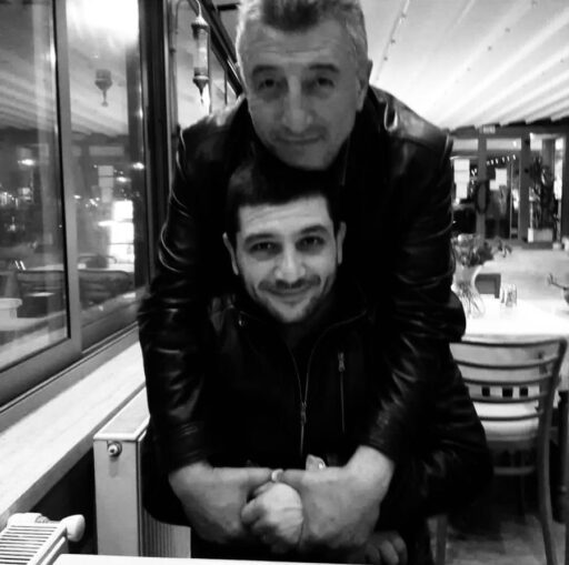 Güzelbahçe Belediye Başkanı Mustafa Günay, büyük bir acıyla sarsıldı. Başkan