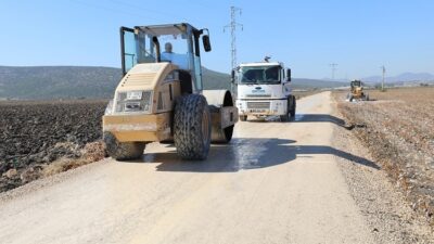 Menderes Belediyesi, İzmir Büyükşehir Belediyesi’nin destekleri ile mahallelerde üretim yolları