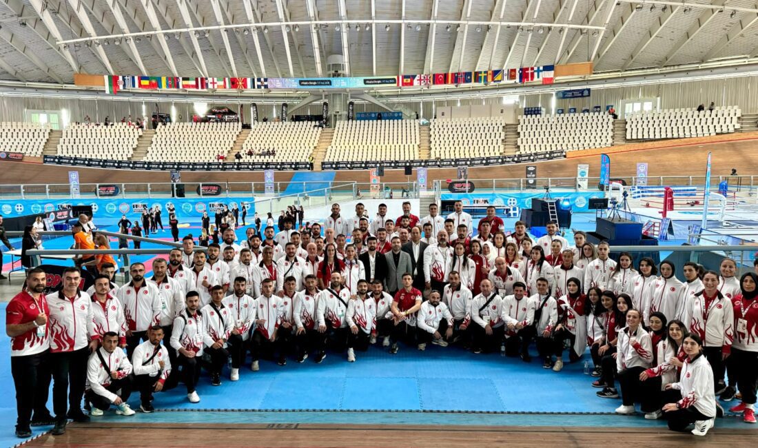 
Yunanistan'ın baş kenti Atina'da düzenlenen Kıck Boks Büyükler Avrupa Şampiyonası