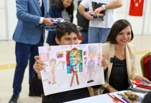 Karabağlar Belediyesi, 10 Kasım Atatürk’ü Anma etkinlikleri kapsamında düzenlediği “Özel