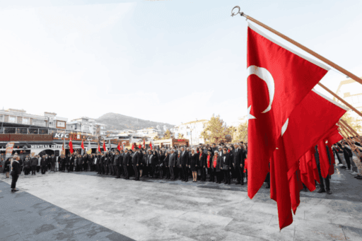 Gazi Mustafa Kemal Atatürk, aramızdan ayrılışının 86’ncı yılında Narlıdere’de saygı