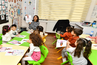 Füsun Özsakalar, Semih Sığırcı, Büşra Şahin, Hülya Erol ve Almira