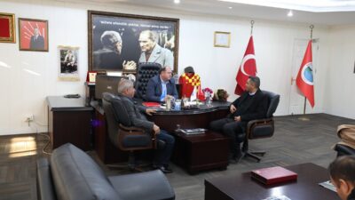 Menderes Belediyesi’nde Roman masası için ilk adım atıldı. Başkan Çiçek,