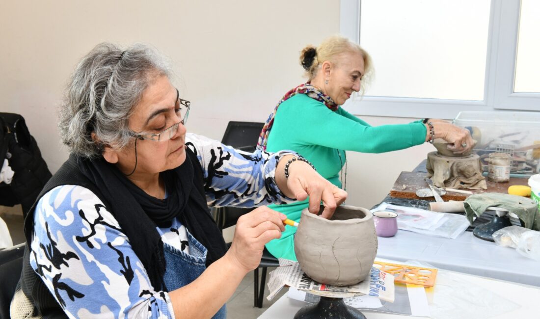 Çocuklar ve yetişkinler için sanat kursları Çiğli Belediyesi kültür kursları birçok farklı branşta ara vermeden devam