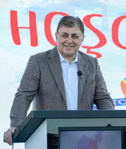 İzmir Büyükşehir Belediye Başkanı Dr. Cemil Tugay, 10 Aralık Dünya