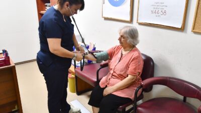 İzmir Büyükşehir Belediyesi Eşrefpaşa Hastanesi, bu yıl polikliniklerde 337 bin