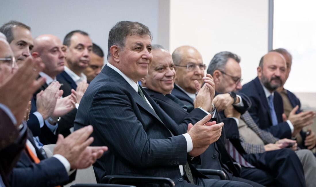 İzmir Büyükşehir Belediye Başkanı Dr. Cemil Tugay, ESİAD’ın konuğu oldu.