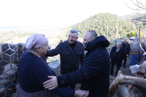 Güzelbahçe Belediye Başkanı Mustafa Günay, yeni yıla saatler kala Güzelbahçeli