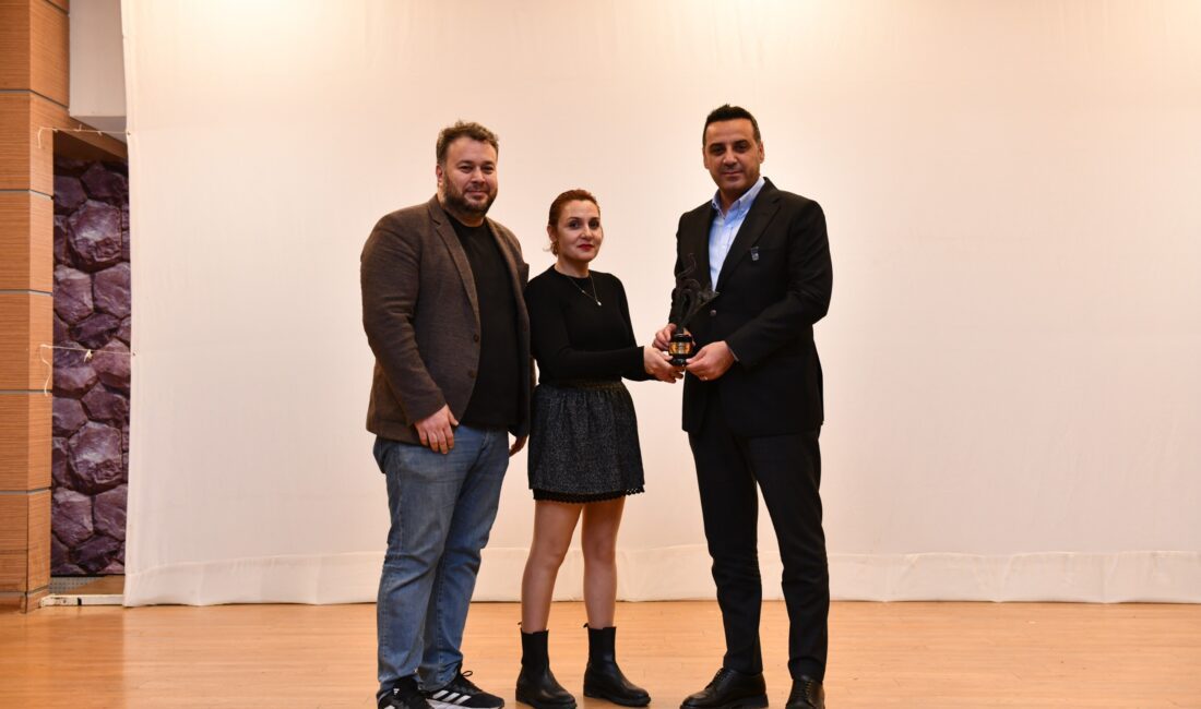 25. Uluslararası İzmir Kısa Film Festivali’nde ödül kazanan filmler, sinemaseverlerle