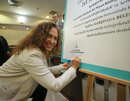 Karşıyaka Belediyesi, Türkiye Kalite Derneği İzmir Şubesi (KalDer) ile protokol