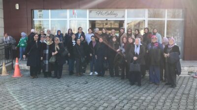 Manisa Büyükşehir Belediyesi’nin sosyal belediyecilik anlayışıyla hayata geçirdiği “Adım Adım
